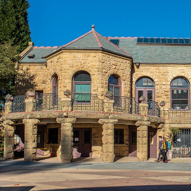 Sharon Art Studio exterior