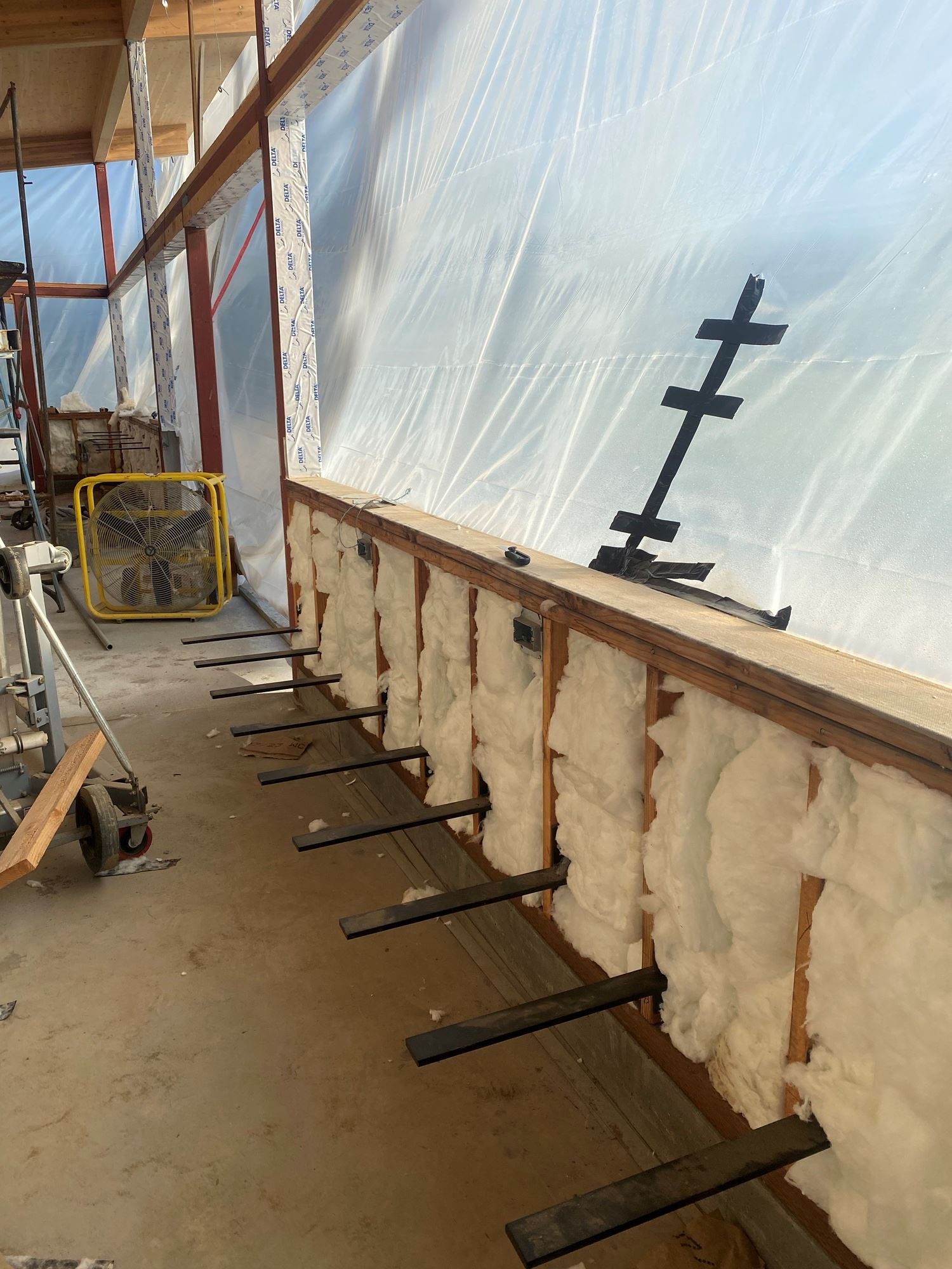 GGP - Golf Course Clubhouse construction - October 2023 - Seatwall insulation